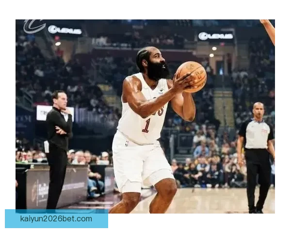 哈登23分17篮板17助攻追平队史52年纪录 约基奇创NBA首例纪录